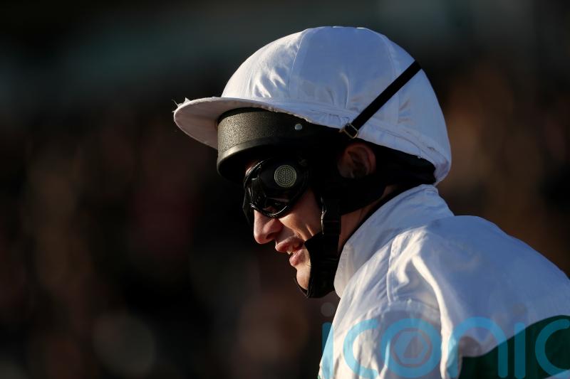 Jamie Moore relatively unscathed following Fontwell fall