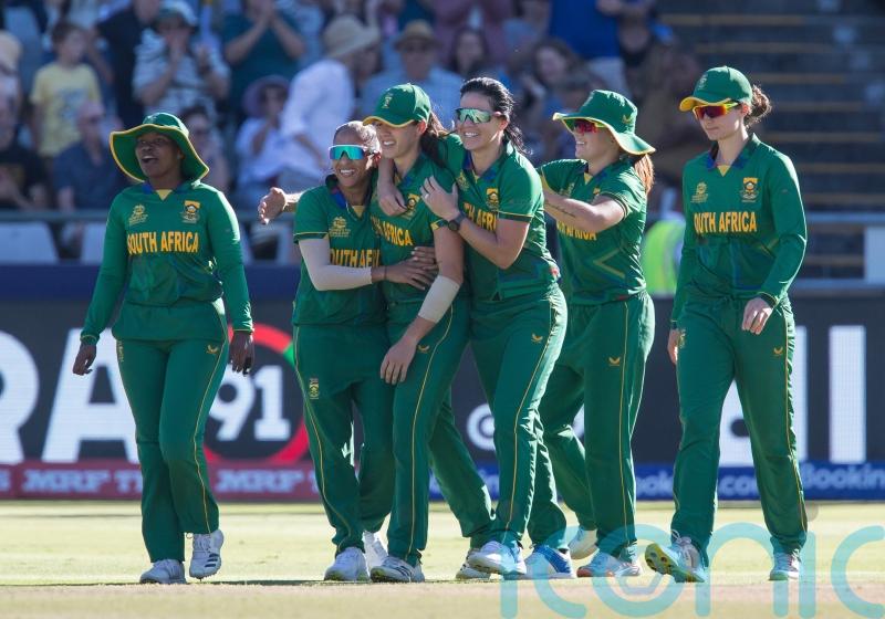 England&rsquo;s T20 World Cup hopes ended by semi-final defeat to South Africa