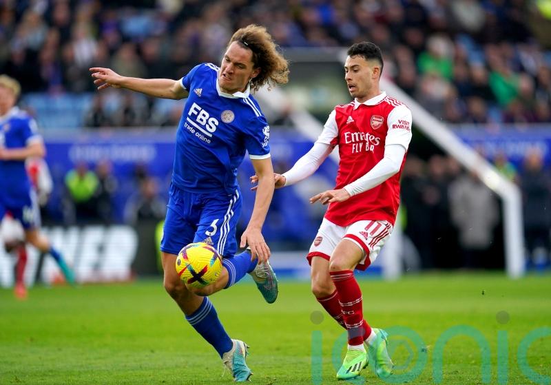 Gabriel Martinelli scores only goal as leaders Arsenal beat Leicester