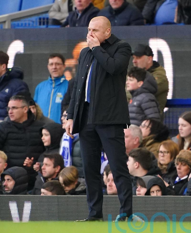 Sean Dyche wants Everton to be more positive in the penalty area