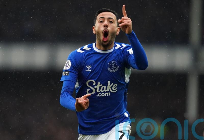 Dwight McNeil enjoying Everton reunion with Sean Dyche after change in fortunes