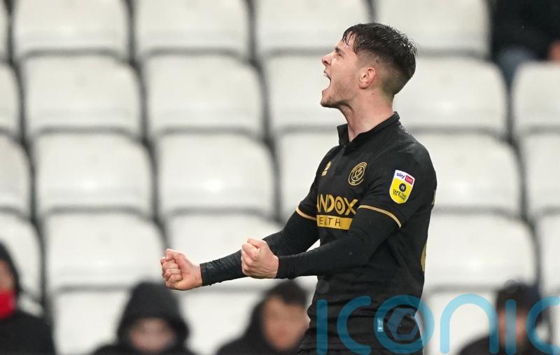 Sheffield United keep up promotion push with comeback win at Sunderland