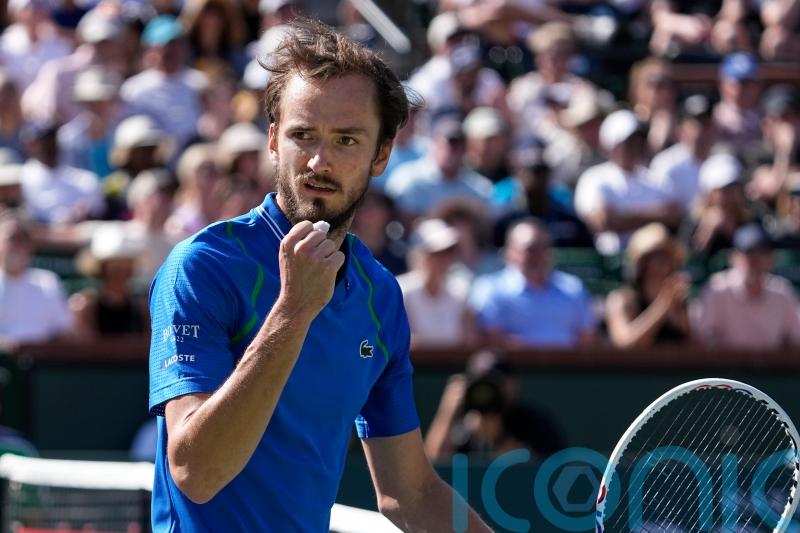 Daniil Medvedev continues hot streak by earning a place in final at Indian Wells
