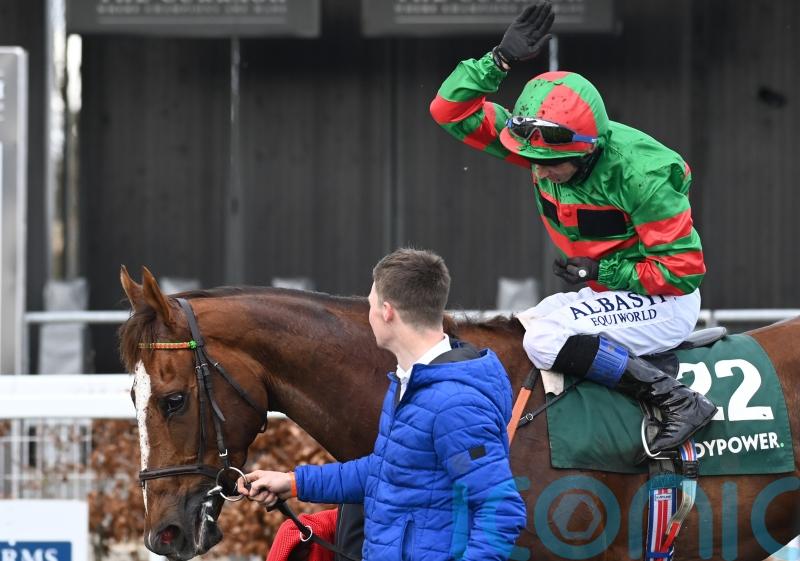 Last-gasp Lattam lifts Irish Lincolnshire for Haggas