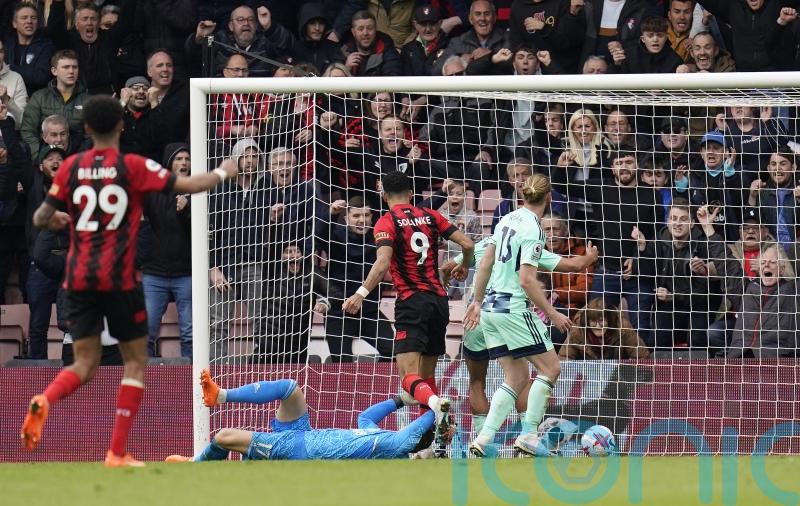 Dominic Solanke leaves it late to fire Bournemouth to vital victory over Fulham