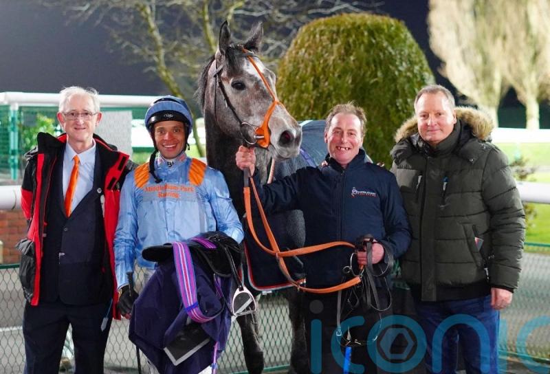 Shouldvebeenaring bidding to add further lustre to money-spinning CV