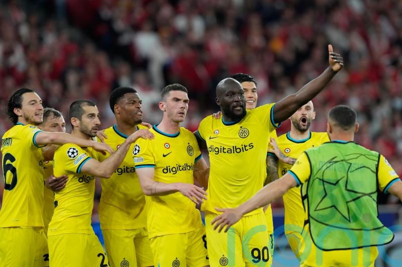 Romelu Lukaku penalty helps Inter Milan to first-leg lead against Benfica