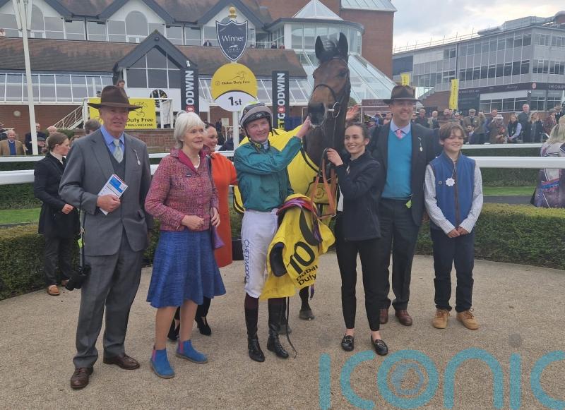 Remarquee bidding to uphold family honour for Richmond-Watson