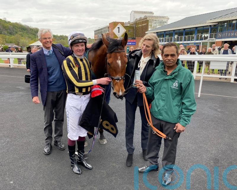 One For Bobby swoops for success in Nottingham feature