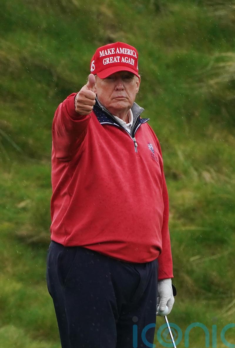 Fans descend on oceanside Trump resort for Irish visit