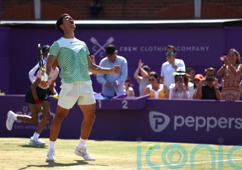 Carlos Alcaraz beats Alex De Minaur at Queen&rsquo;s to clinch first grass-court title