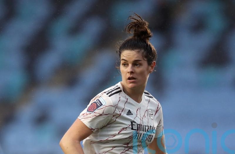 Arsenal defender Jen Beattie agrees new contract