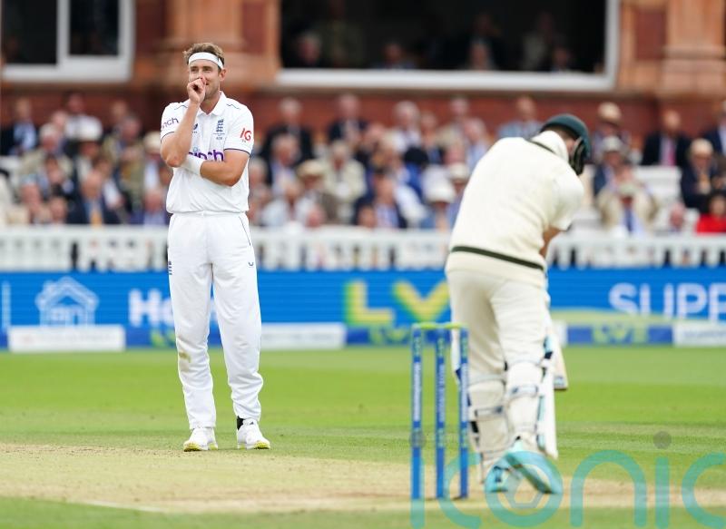 Day four of second Ashes Test &ndash; Odds stacked against desperate England