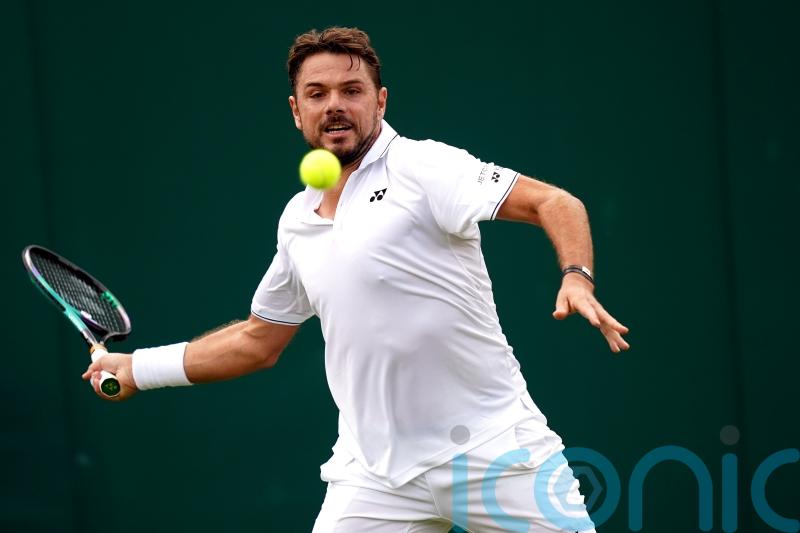 Stan Wawrinka sets up Novak Djokovic clash in Wimbledon third round