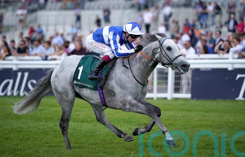 Art Power streaks clear in Sapphire for a fourth Curragh success