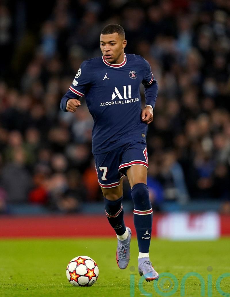 Luis Enrique hoping for &lsquo;positive solution&rsquo; to Kylian Mbappe impasse