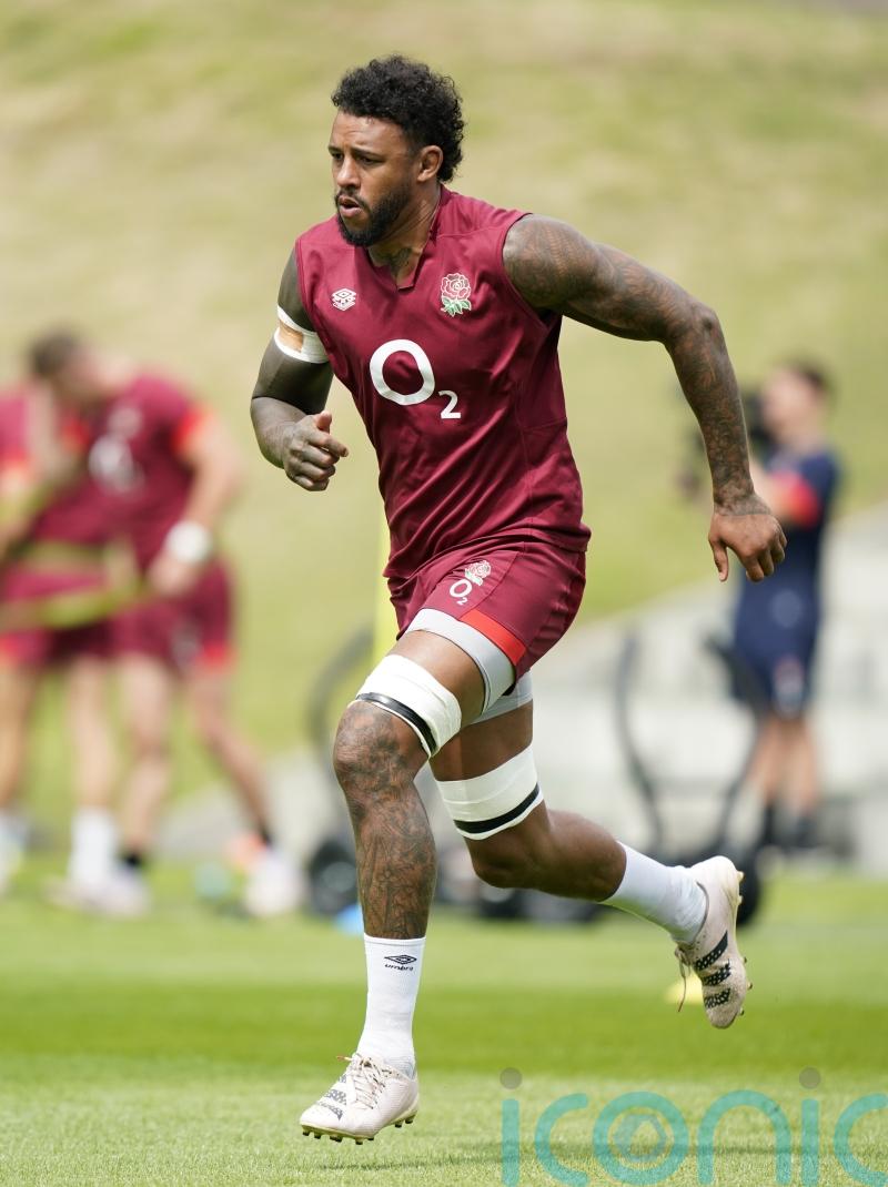Courtney Lawes wary England might &lsquo;peak too early&rsquo; following Owen Farrell saga
