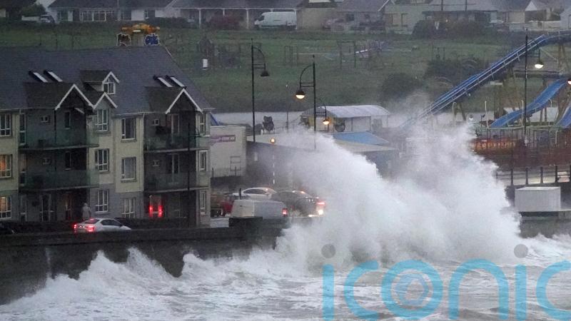 Tens of thousands without power as Storm Betty batters Ireland