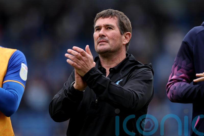 Nigel Clough salutes Mansfield performance after stunning Sheffield Wednesday