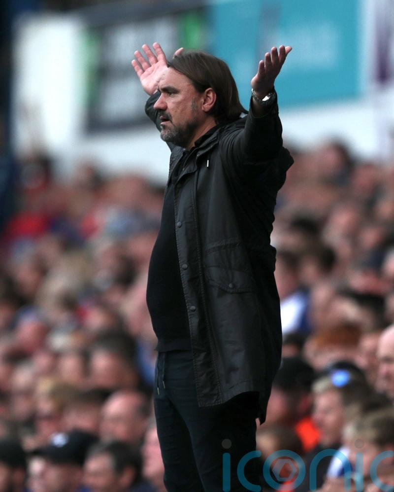 Daniel Farke frustrated by retaken penalty as Salford dump Leeds out of EFL Cup