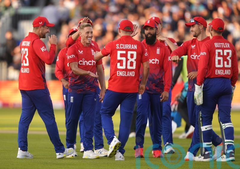 England ease to seven-wicket win in T20 opener against New Zealand