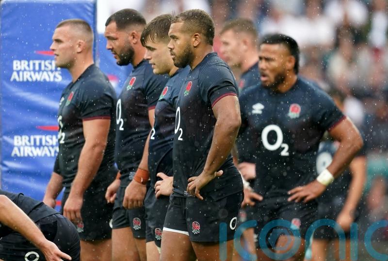 Mike Tindall wants Alex Mitchell or Danny Care to pace England attack