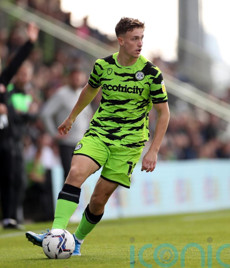 Jake Young scores twice as Swindon hold off Sutton