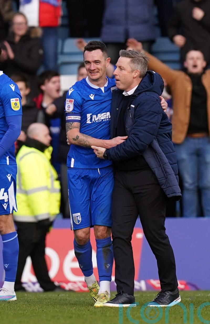 Shaun Williams strike earns Gillingham last-gasp win over Harrogate