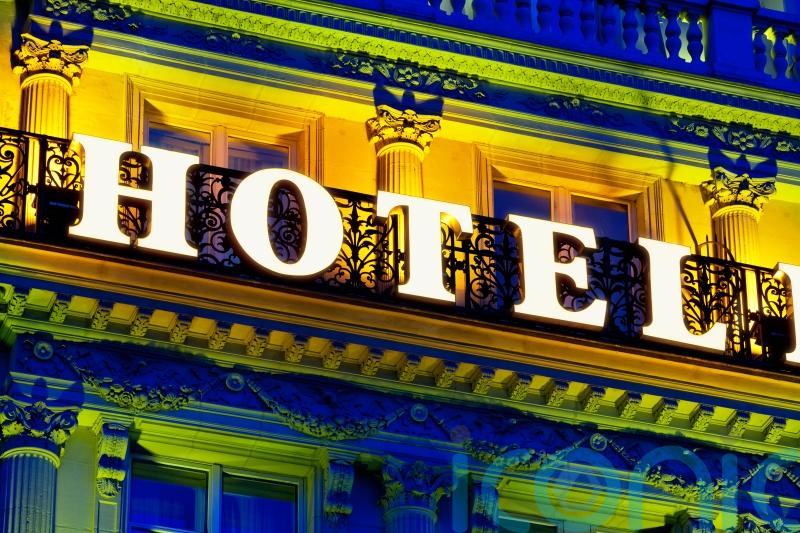 REVEALED: Which is cheaper - hotel or Airbnb? - study