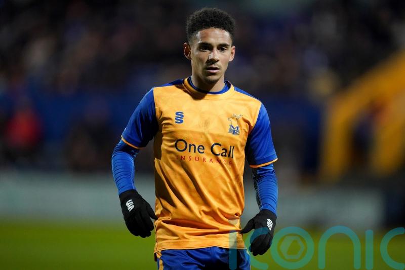 Tyrese Sinclair rescues Rochdale point at Maidenhead