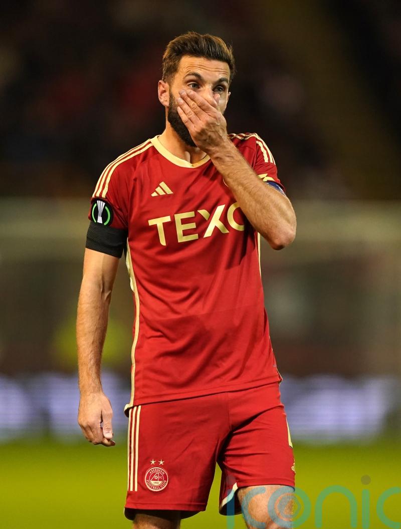 Aberdeen held to goalless draw by bottom side St Johnstone at wet Pittodrie