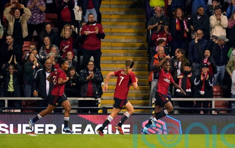 Manchester United&rsquo;s European debut ends in draw with Paris St Germain