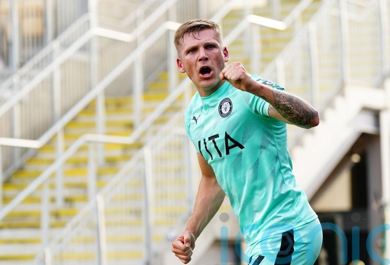 Stockport reach the summit after beating Harrogate