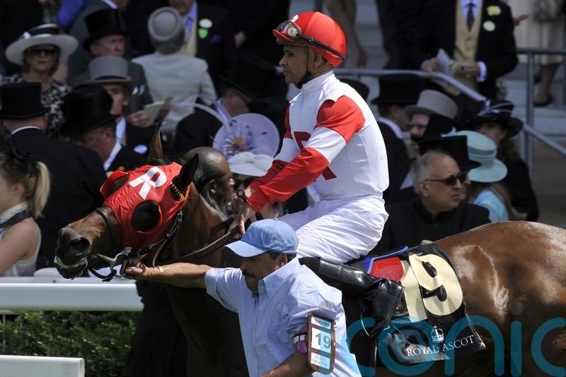 American great Mike Smith supports Dettori decision