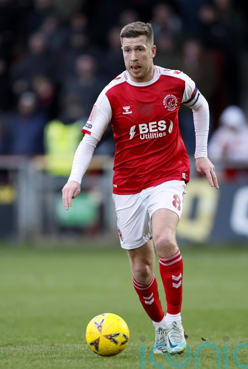 Josh Vela piles more misery on Reading as Fleetwood snatch victory