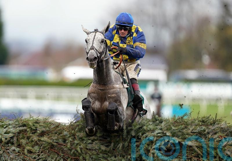 Bill Baxter pencilled in for Colin Parker return