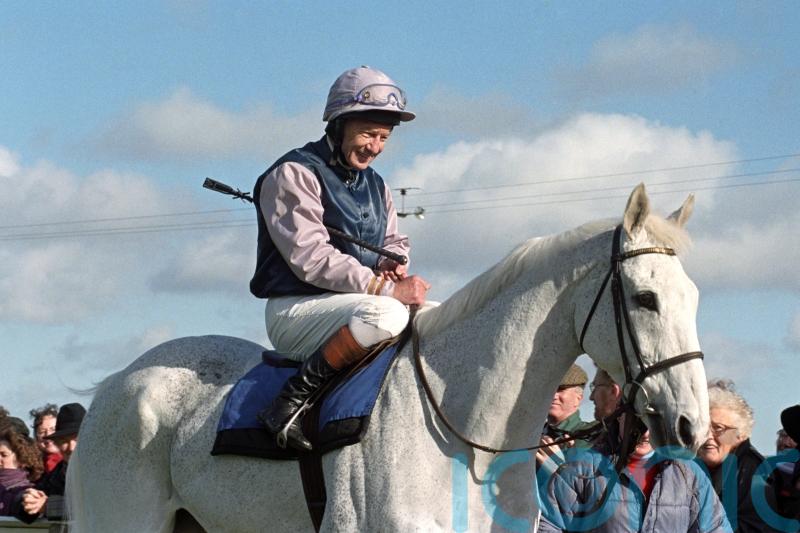 On this day in 2006: Gold Cup winning Desert Orchid dies at the age of 27