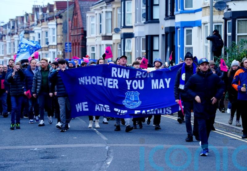 Everton fans protest over points deduction ahead of and during Man Utd clash