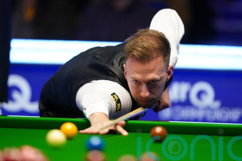 Judd Trump marches into UK Championship quarter-finals