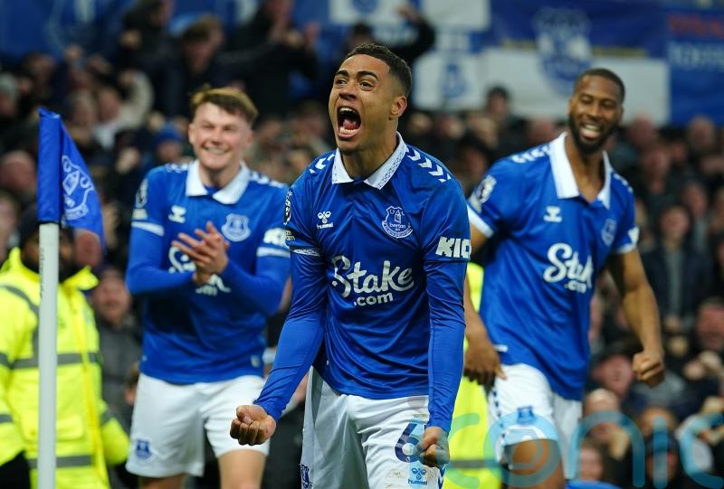 Everton win again as Abdoulaye Doucoure and Lewis Dobbin down toothless Chelsea