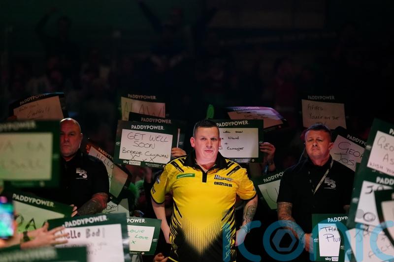 Dave Chisnall flushes Cameron Menzies&rsquo; World Championship hopes down the drain