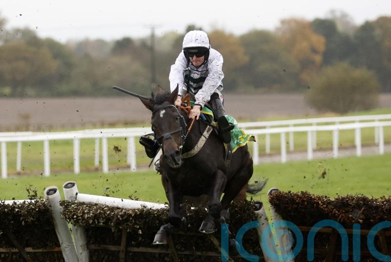 Botox Has heads dual Long Walk challenge for Moore