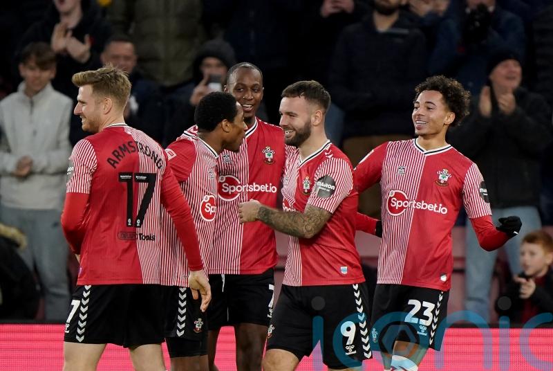 Southampton make it 16 games unbeaten with win over Swansea