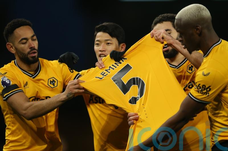 Wolves breeze past struggling Everton for third straight Premier League victory