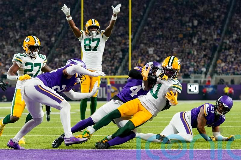 Green Bay Packers take control of race for final wildcard berth