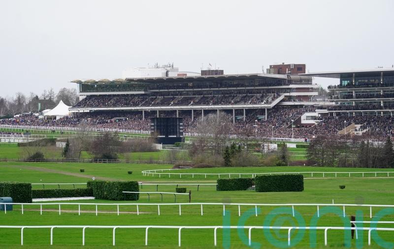 Clarence House Chase switched to Cheltenham