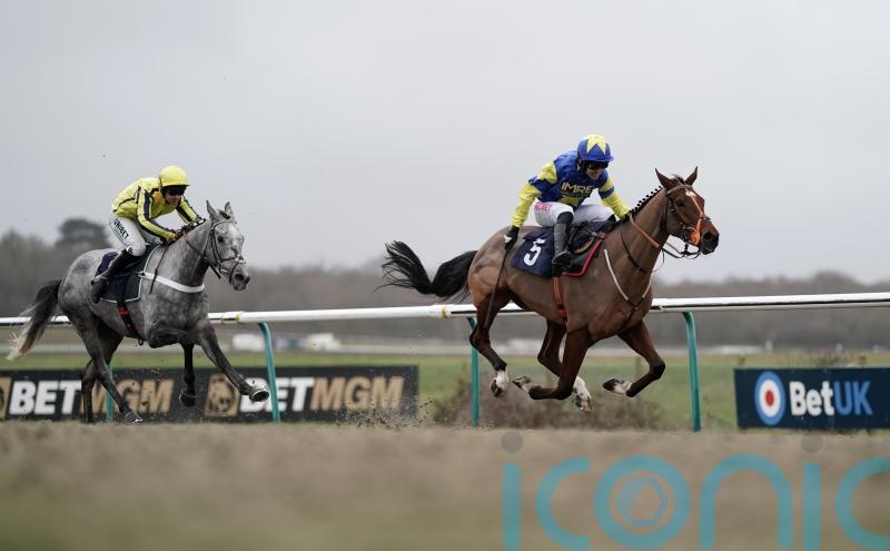 Tripoli Flyer claims Lingfield opener