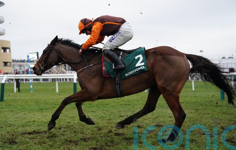 Noble Yeats takes in Cleeve contest en route to Aintree