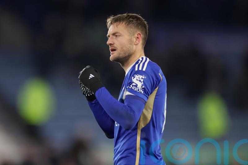 Jamie Vardy opens scoring as Leicester cruise past Birmingham in FA Cup