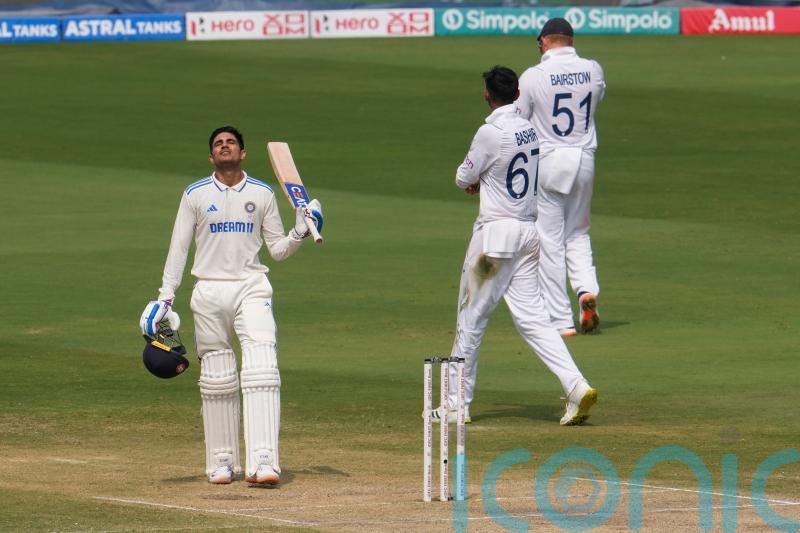 England tasked with springing huge upset after Shubman Gill century boosts India